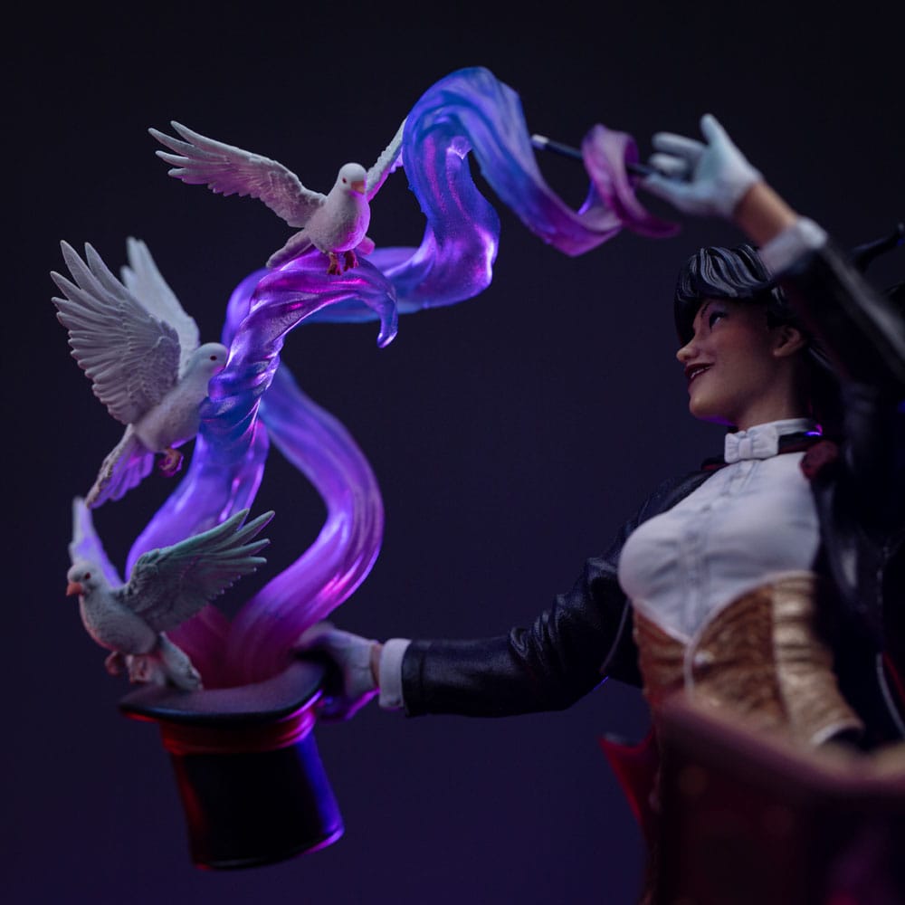 DC Comics Art Scale Statue 1/10 Zatanna 27 cm